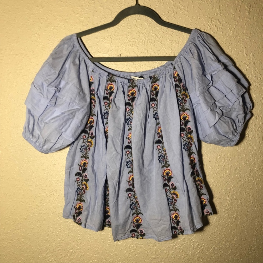 AE Off the Shoulder Top